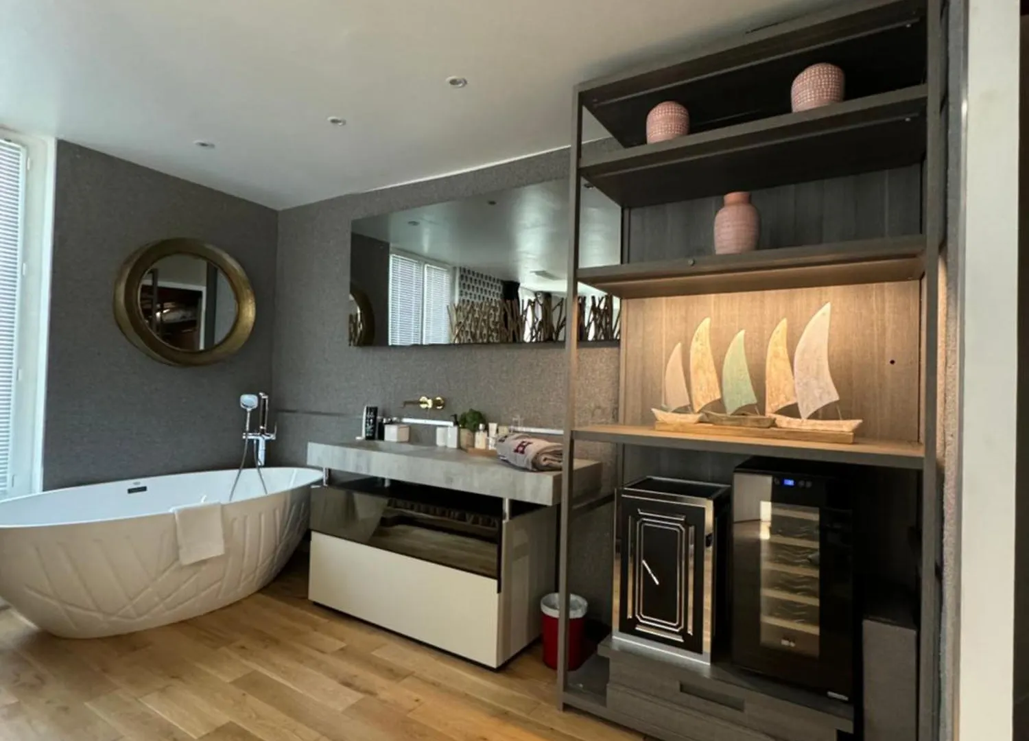 Venue C - Luxurious & Spacious - Mansion - Elevator - Patio Cannes 0*,  Francia